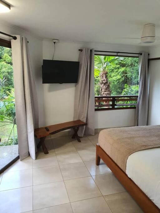 Treeverb Beach House - Daintree Cow Bay Buitenkant foto